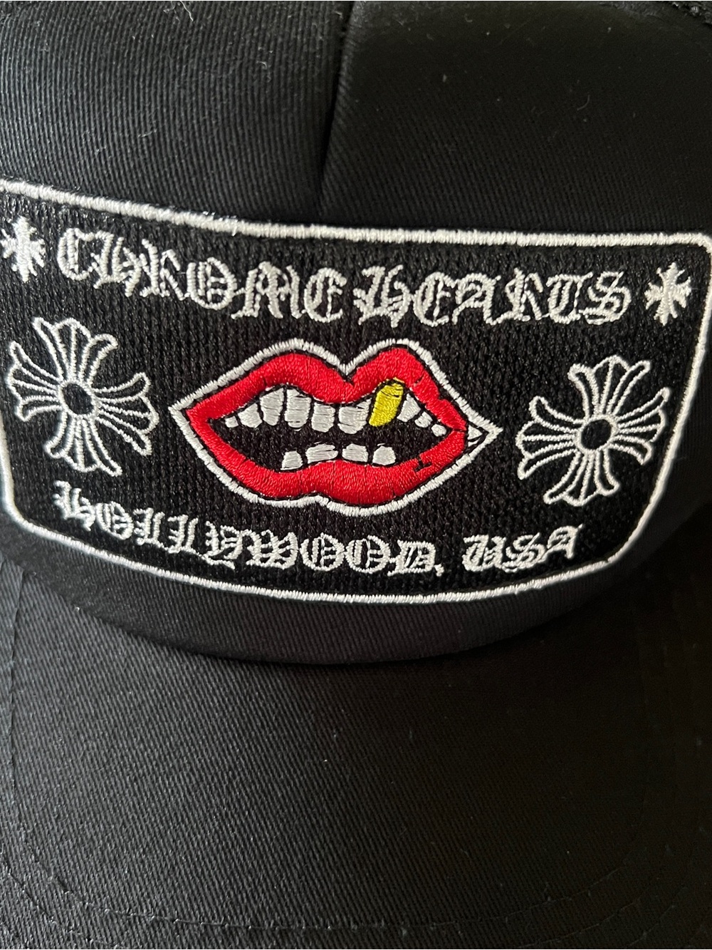 Chrome Hearts Black Hat with Red Lip Patch and Gold Tooth - Picture 2 of 7
